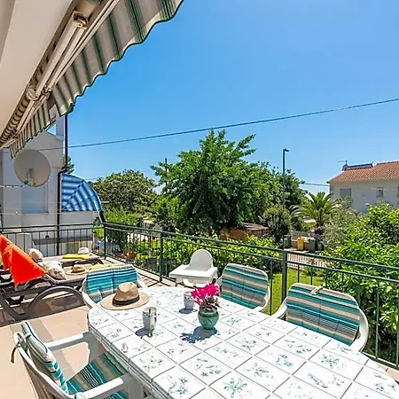 Apartman Adria