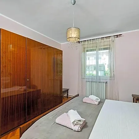 Apartment Adria *